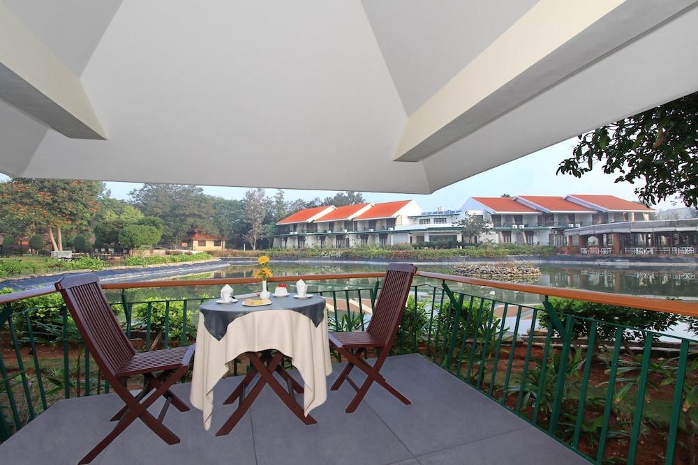 Silent Shores Resort & Spa Mysore Eksteriør bilde